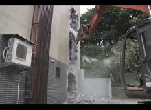 屋內5坪違建!新建千萬透天厝被強拆 缺角形同廢墟