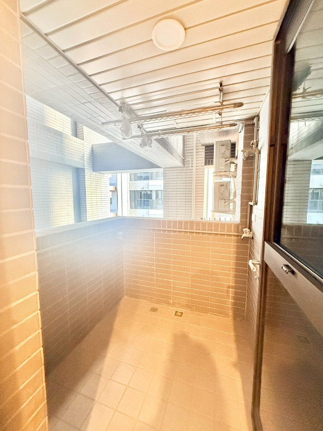 歸仁高鐵晶悅2+1房平車含管