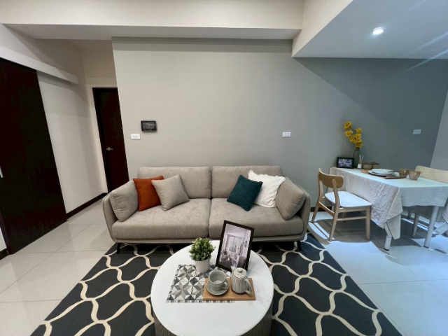 高鐵佳順大順兩房平車