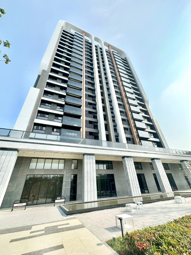 高鐵世界仁兩房簡配含車位