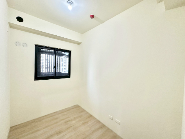 高鐵世界仁兩房簡配含車位