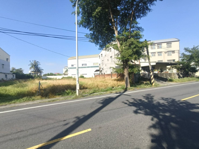 鄰鹽行重劃區農地