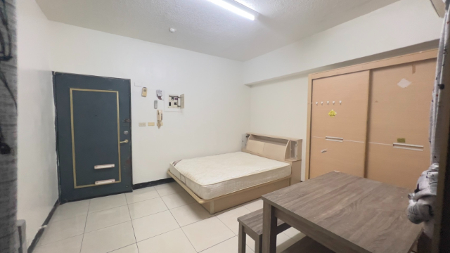 家專天地陽台套房